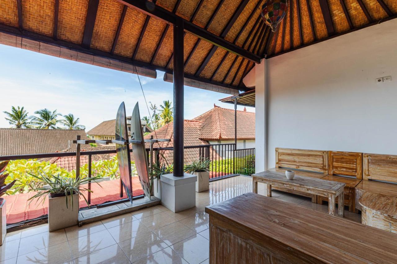 Surf Retreat Villa Sari Bali Pulukan Exterior photo